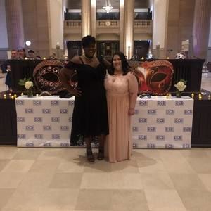 Meet your Posher, Lauren